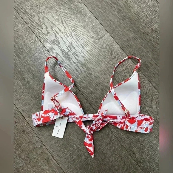 Heidi Klein Quincy Bay Triangle Bikini Push Up Top
In Print New With Tag - Picture 4 of 5